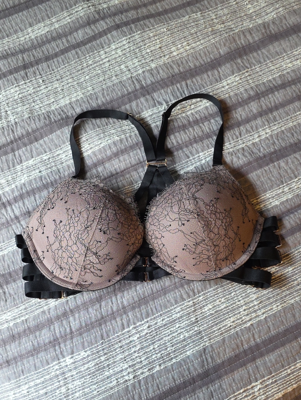 Victoria's Secret Mauve Push-Up Bra with Black Lace and Strappy Band